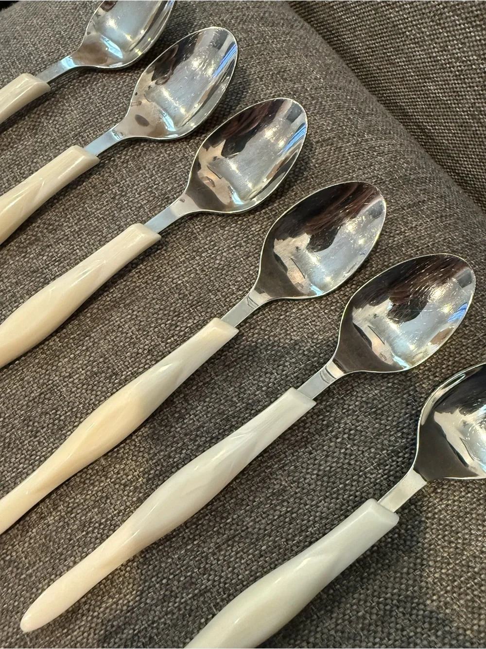 Cutco White Pearl Handle 7.25” Dinner Teaspoons Set of 6 Discontinued Flatware